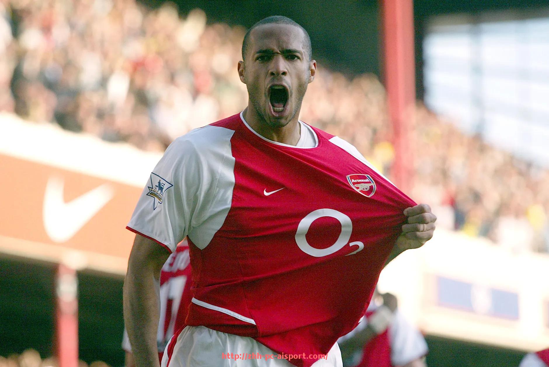 爱体育-法甲俱乐部收入结构与体育经济发展模型对比研究